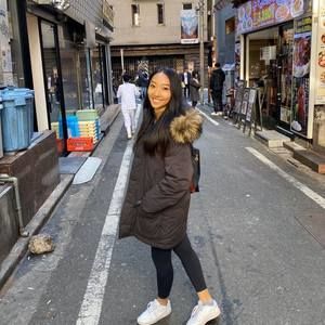 Meet your Posher, Scarlet